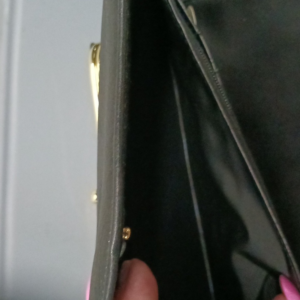 Wallet - Picture 8 of 15